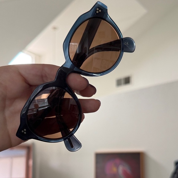 Oliver Peoples Accessories - Oliver Peoples Irven blue Round Black Sunglasses